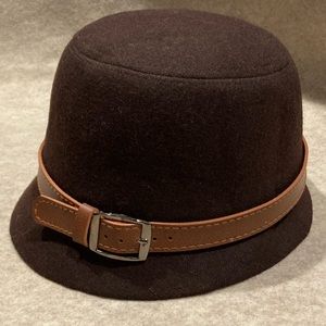 Cute Wool Buckle Hat